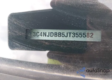 2018 Jeep Compass Latitude 4X4 из США, поврежденный, VIN 3C4NJDBB5JT355582